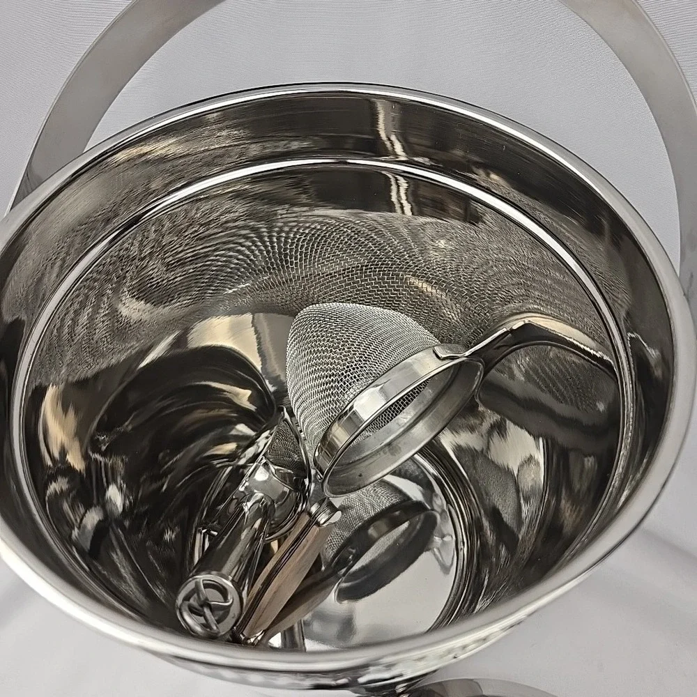 Urban Spoon Stainless Steel Insulated Ice Bucket with Lid and Handle - Modern...